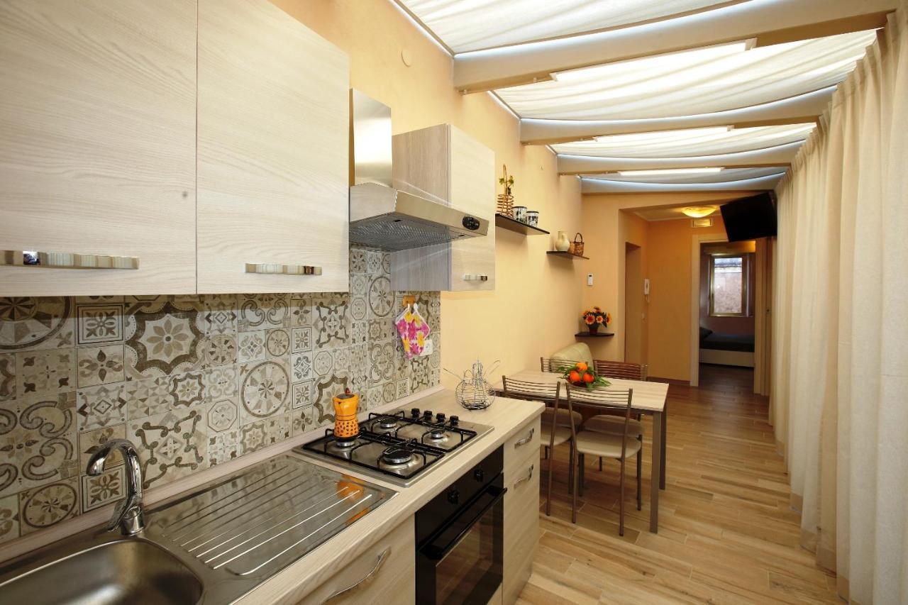 Re Sole Case Vacanze - Esclusivo Attico M A R T E Con Spaziosissima Terrazza Solarium Attrezzata Авола Экстерьер фото