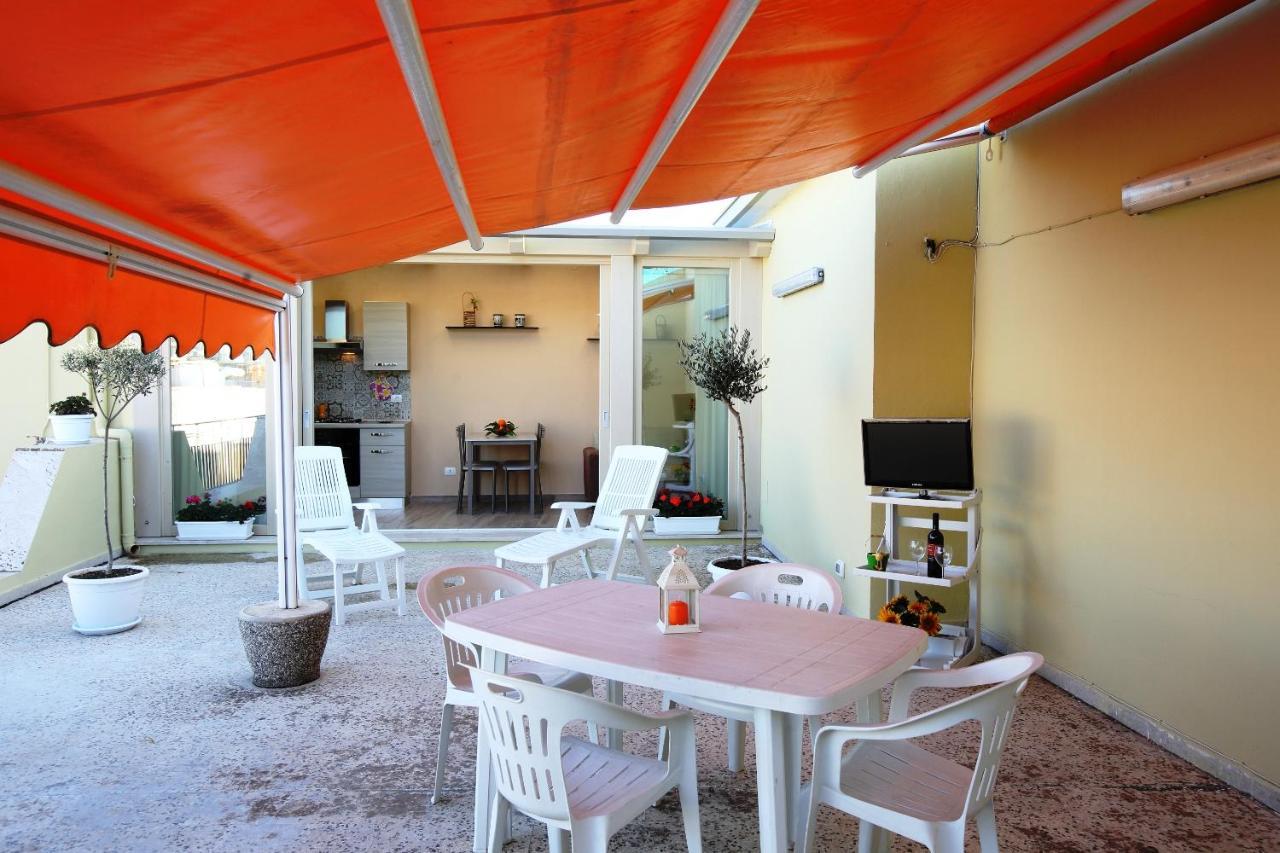 Re Sole Case Vacanze - Esclusivo Attico M A R T E Con Spaziosissima Terrazza Solarium Attrezzata Авола Экстерьер фото